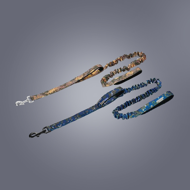 SLL213 Camouflage Shock Absorbing Bungee Leash